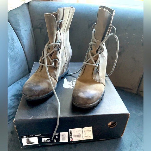 Sorel boots - Picture 4 of 9